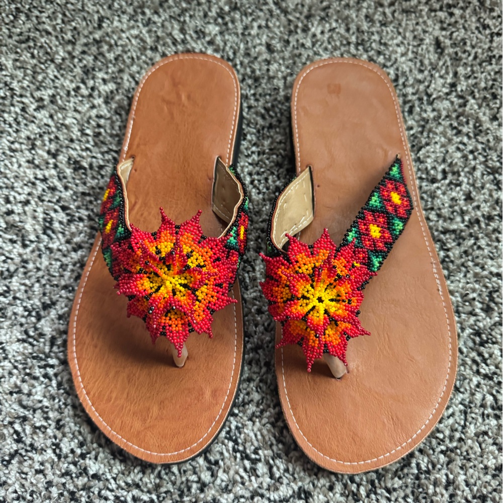 Mexican Huaraches Handcrafted Beaded Sandals - size 8